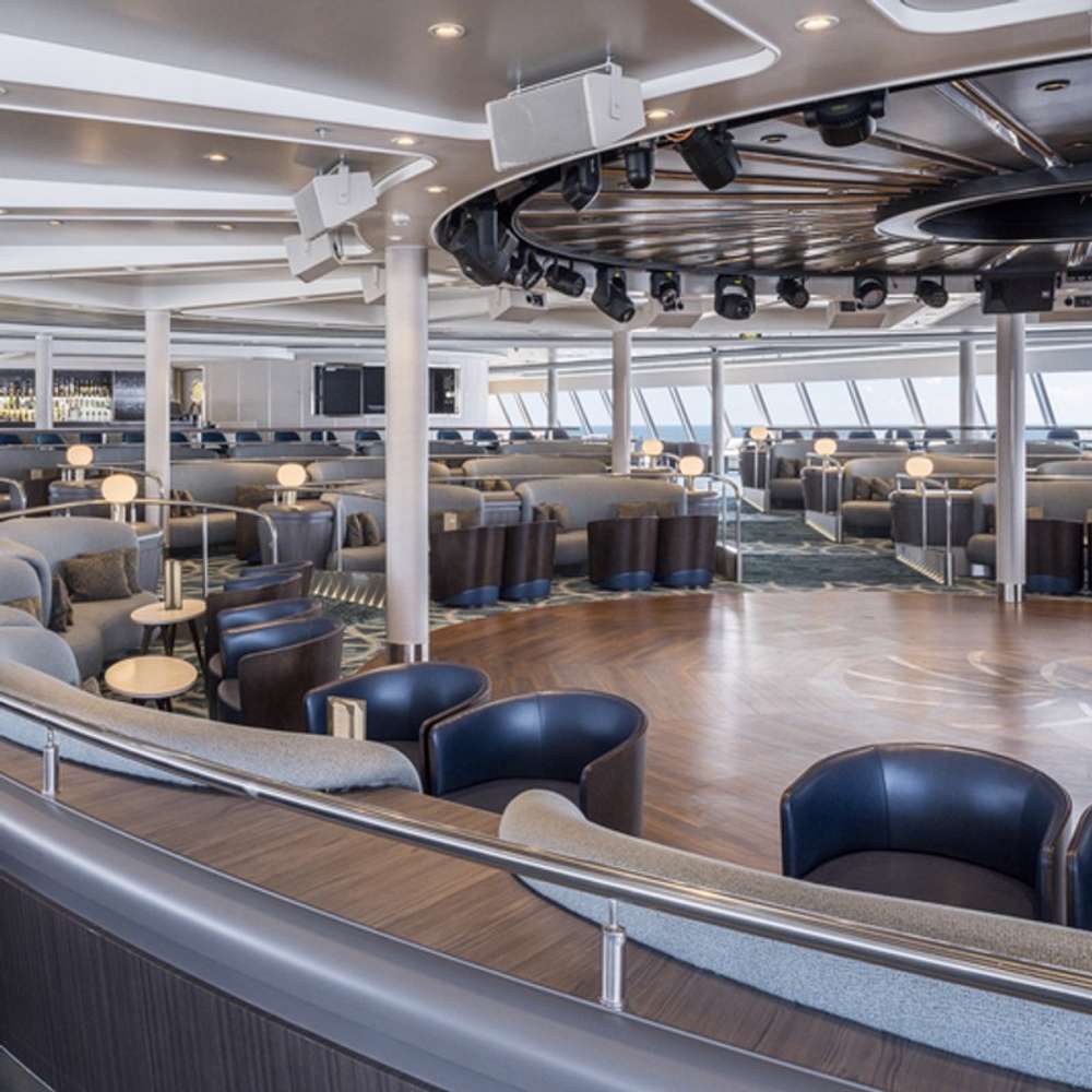 Spinnaker Lounge