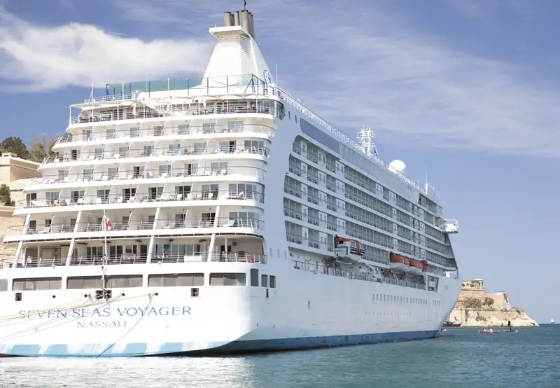 REGENT SEVEN SEAS Voyager