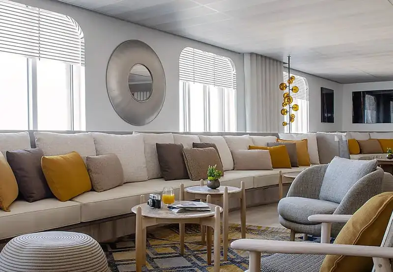 Le Bellot lounge