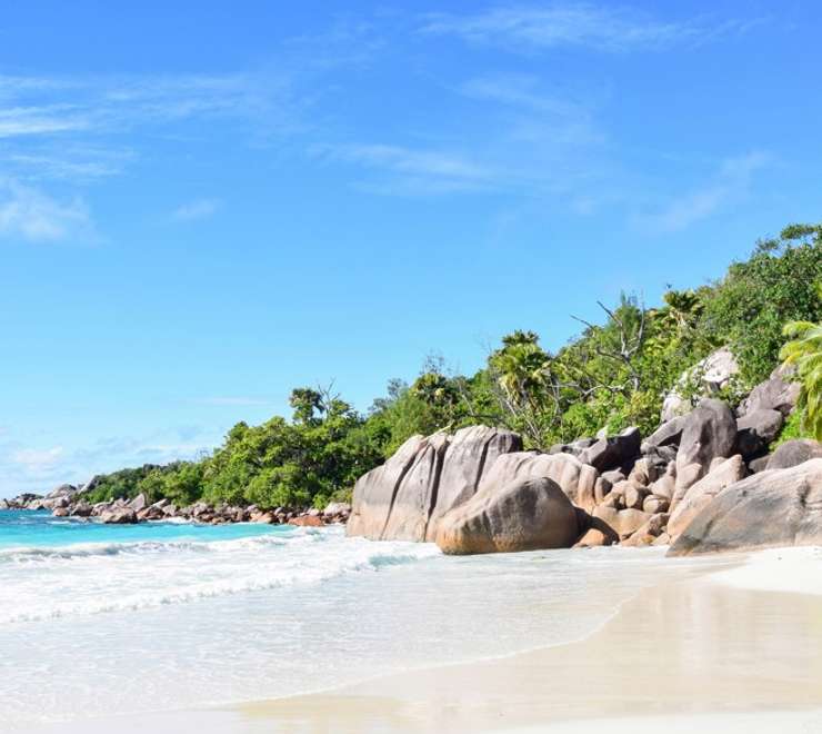 Praslin - Overnight onboard