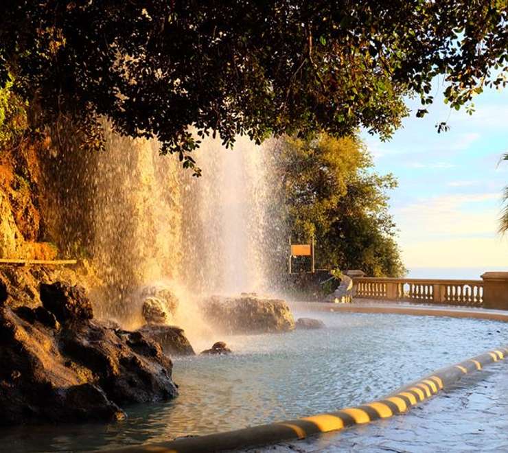 Castle of Nice Park and Garden