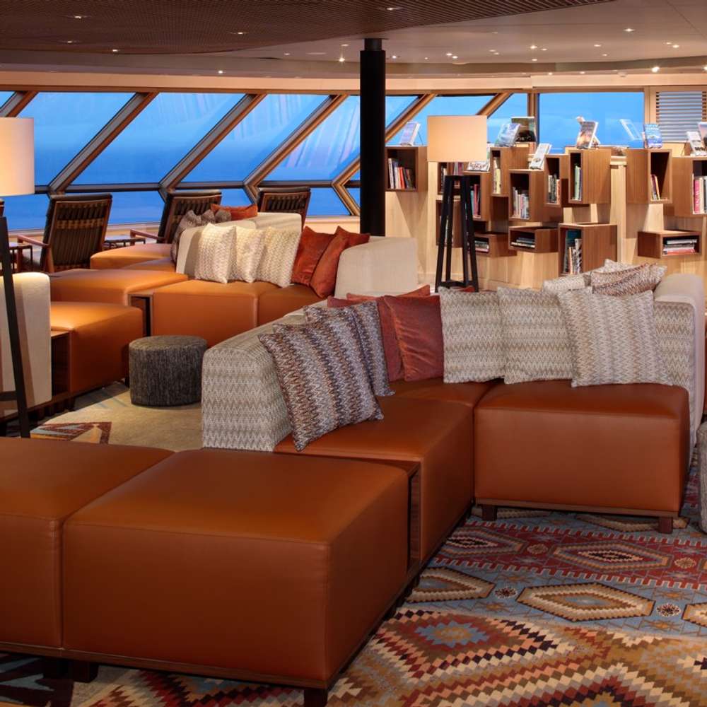 Lounge on Zuiderdam