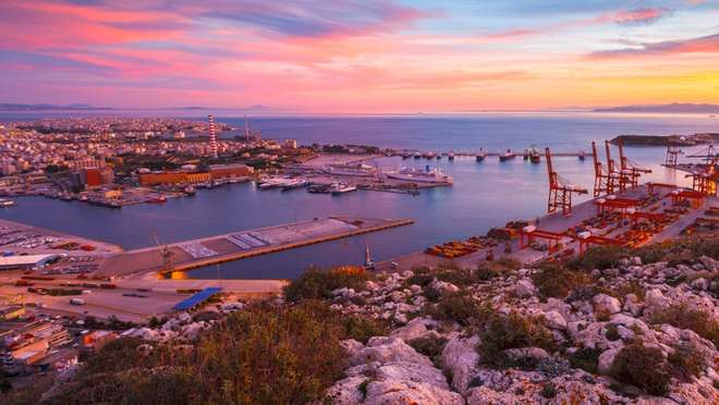 Step into History in Piraeus