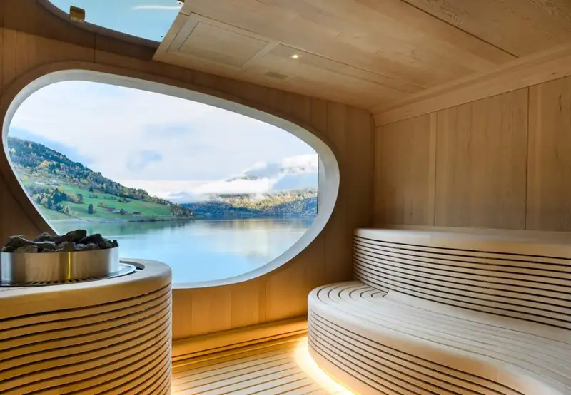 Spa on Le Champlain
