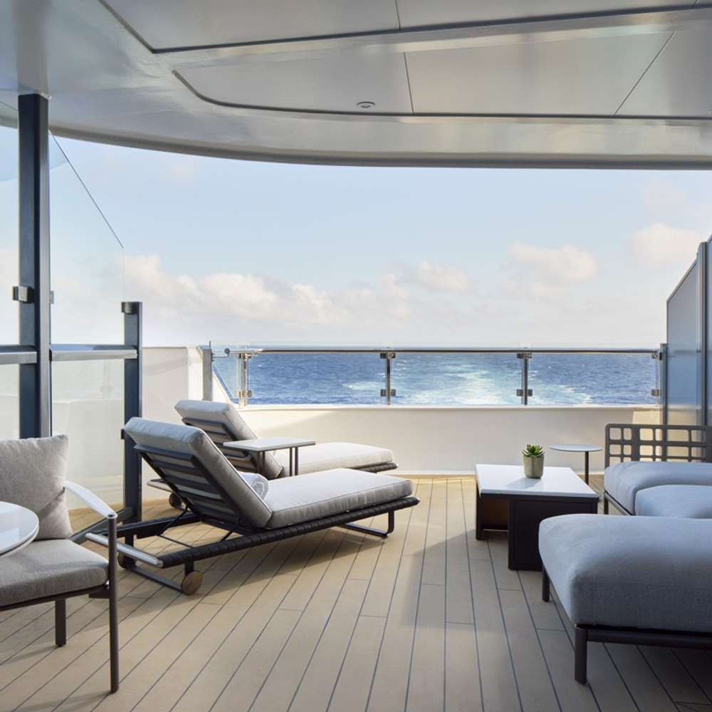 Luminara Suite