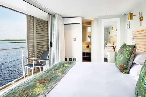 Image related to Suite
