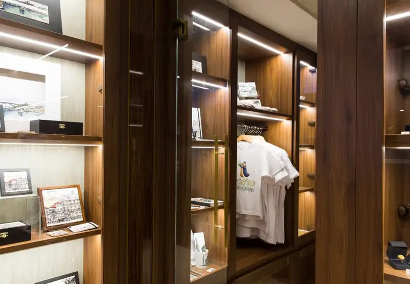 Boutique Shopping