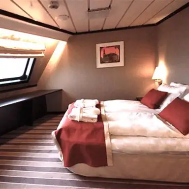 Image related to Expedition Suite