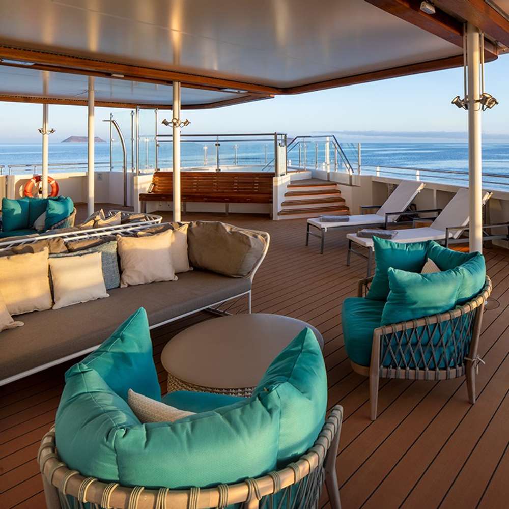 Sunset Lounge