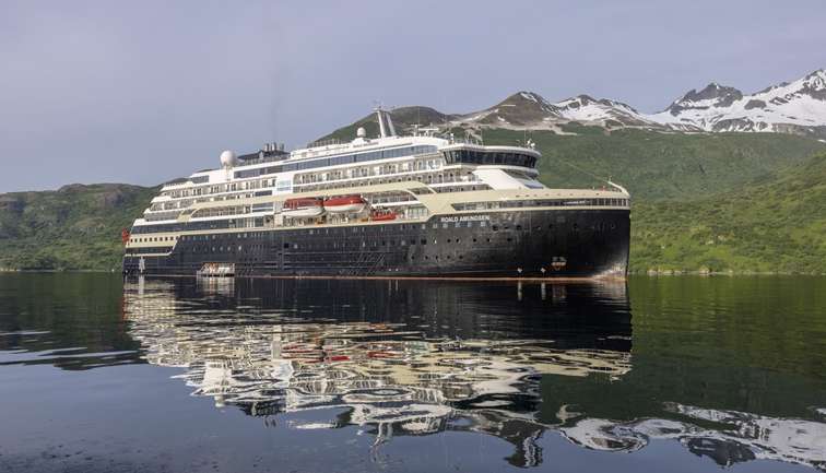 MS Roal Amundsen