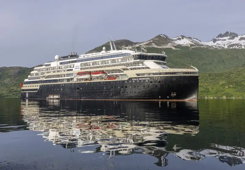 MS Roal Amundsen