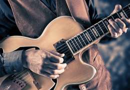 IgluCruise.Application.ViewModels.Shared.WebImageViewModel?.Description