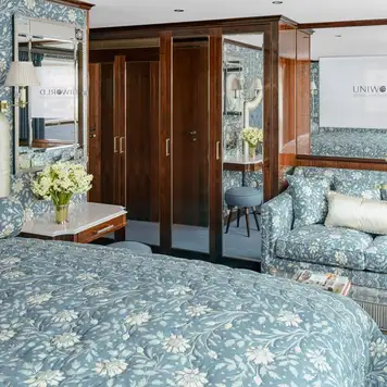 Image related to Suite