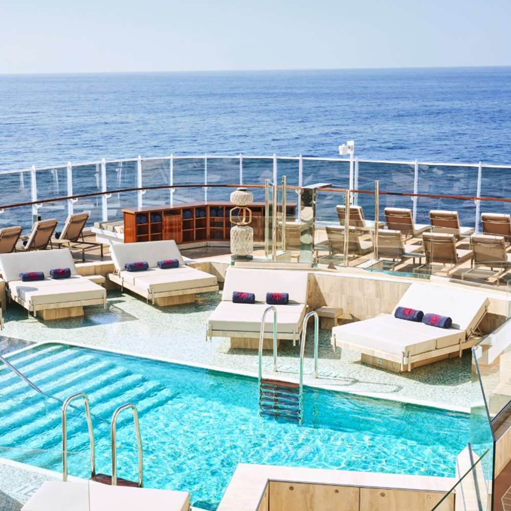Atoll Pool