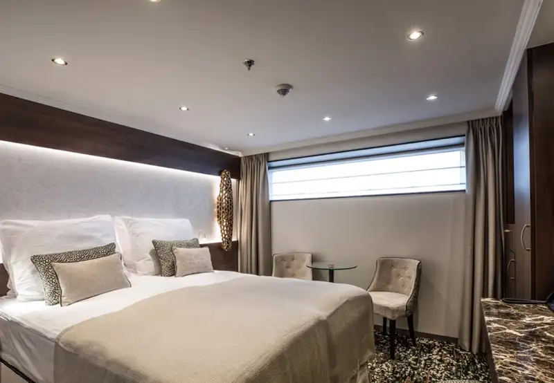 Suite, Lower Deck