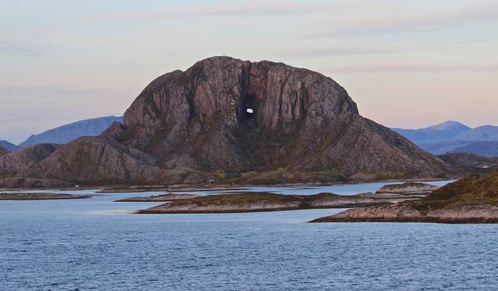 Torghatten - Cruising