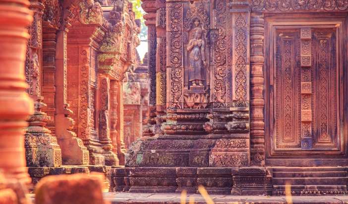 Banteay Srei Temple & Landmine Museum