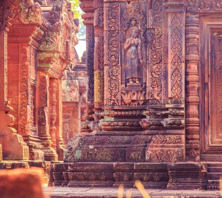 Banteay Srei Temple & Landmine Museum