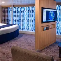 Spacious Panoramic Ocean View - Voyager of the Seas