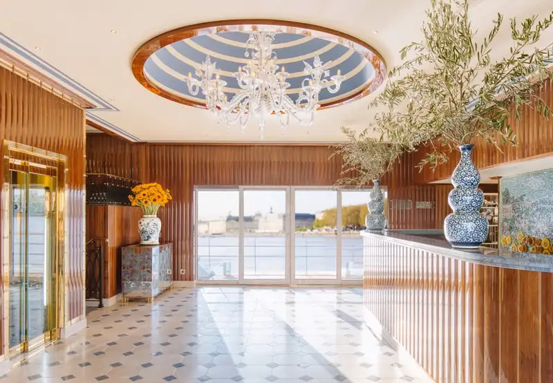 Lobby / Reception