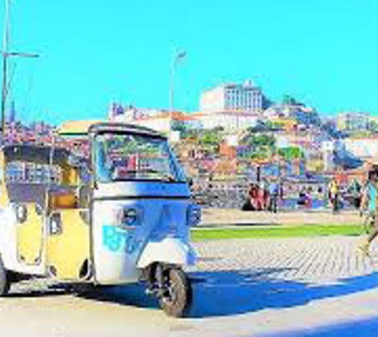 Take a Tuk Tuk Tour