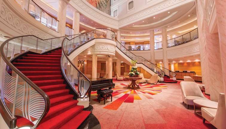Atrium on Queen Mary 2