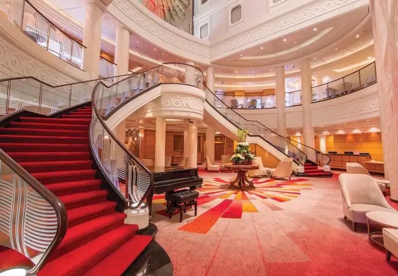 Atrium on Queen Mary 2