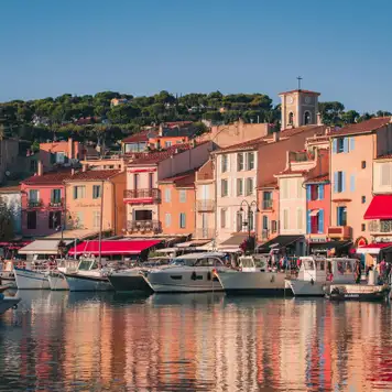 Image related to Cassis