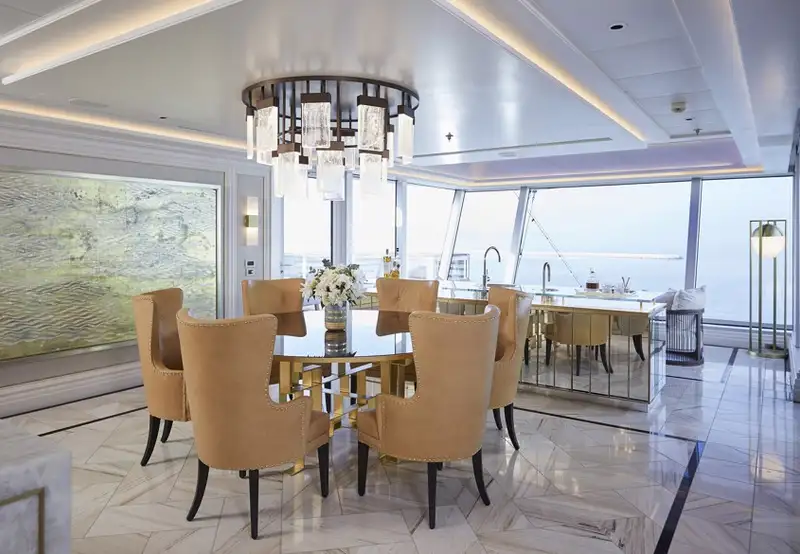 Regent Suite