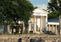 IgluCruise.Application.ViewModels.Shared.WebImageViewModel?.Description