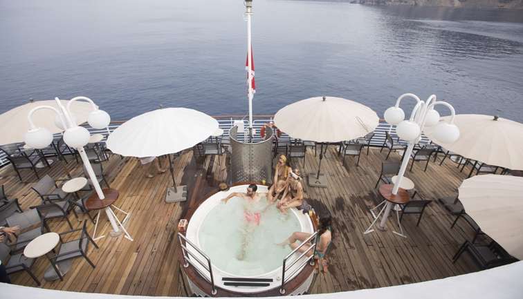 Jacuzzi