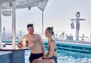 Swim-Up Bar