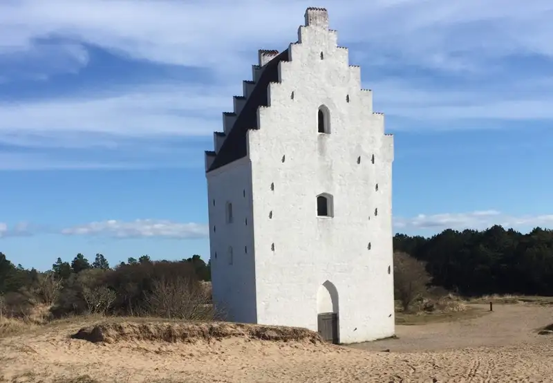 Tilsandede Kirke