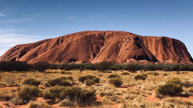 Red Centre Explorer with Outback Spirit (7 nights)