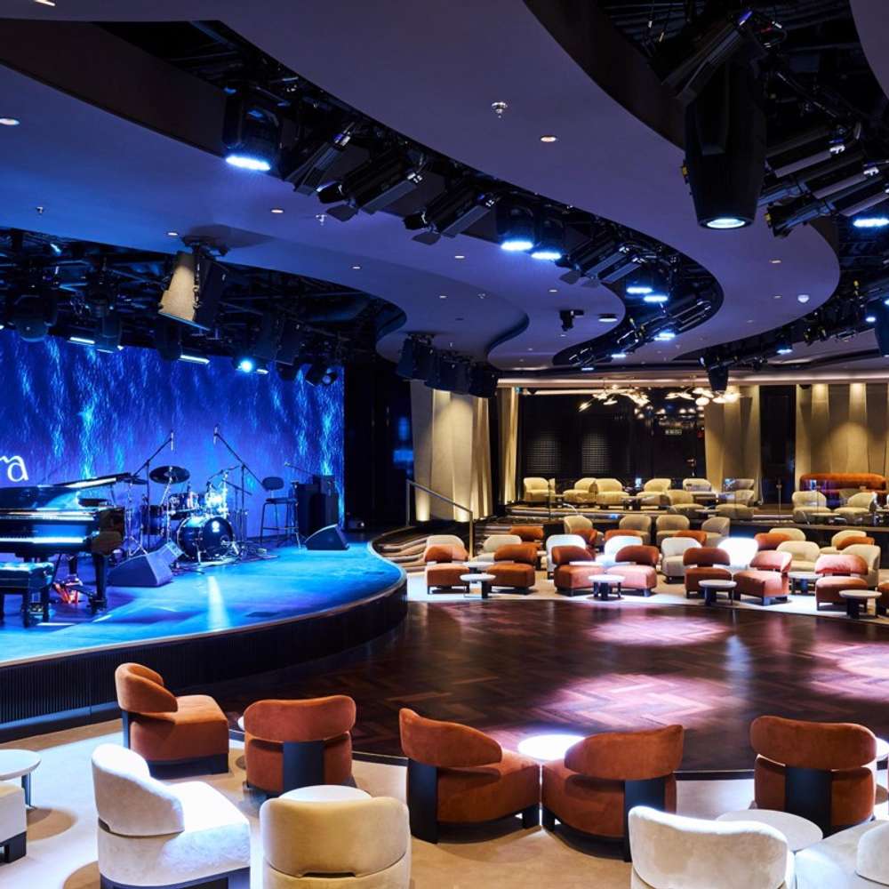 Journeys Lounge