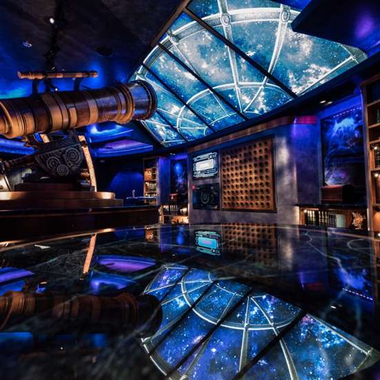 A steampunk-style telescope in a puzzle room