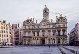 IgluCruise.Application.ViewModels.Shared.WebImageViewModel?.Description