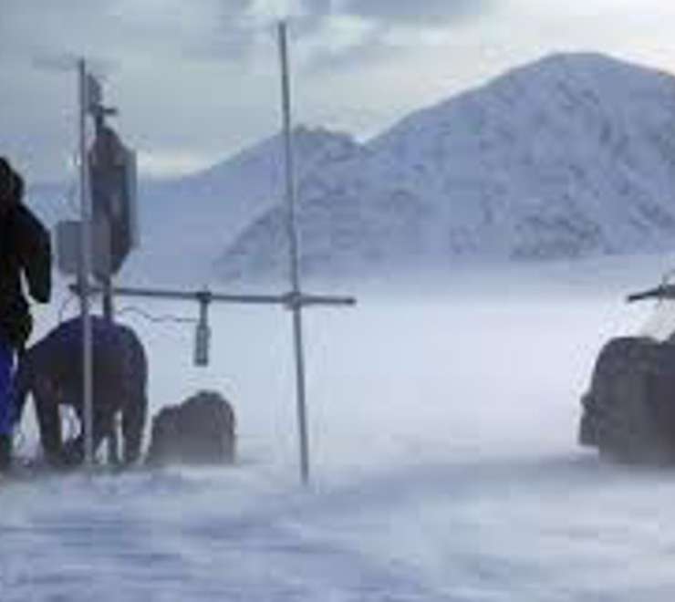 Visit the Polish Polar Station
