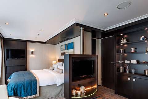 Image related to Royal Suite
