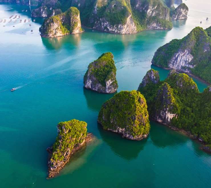 Transfer Hanoi - Halong Bay
