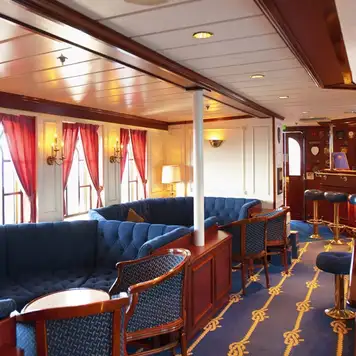 Star Flyer Interior