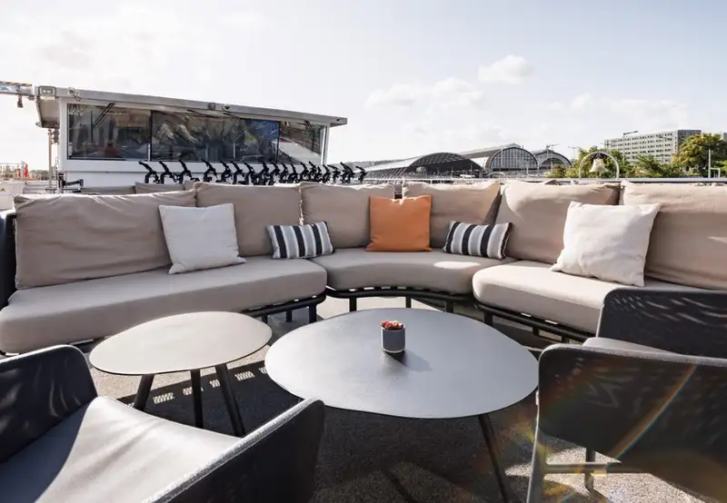 Sky Lounge