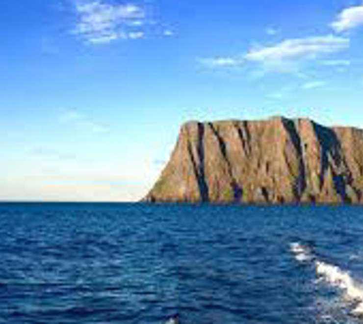 Go to the North Cape Plateau