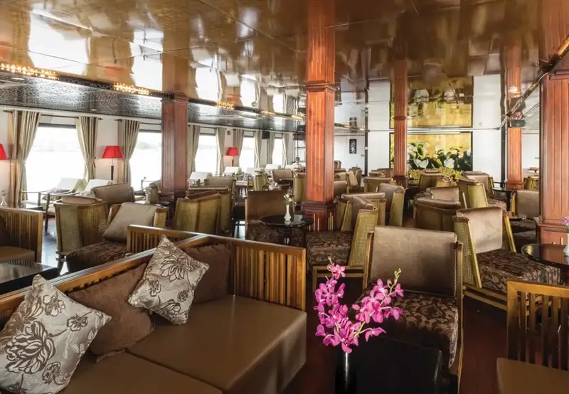 Saigon Lounge