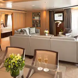 Image related to Grand Wintergarden Suite