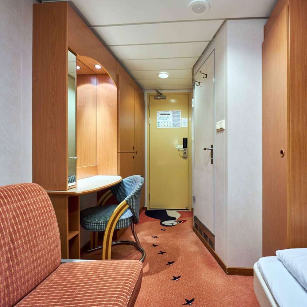 Polar Inside Cabin