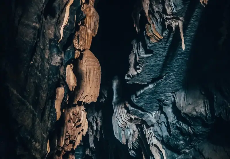 Manjanggul Cave