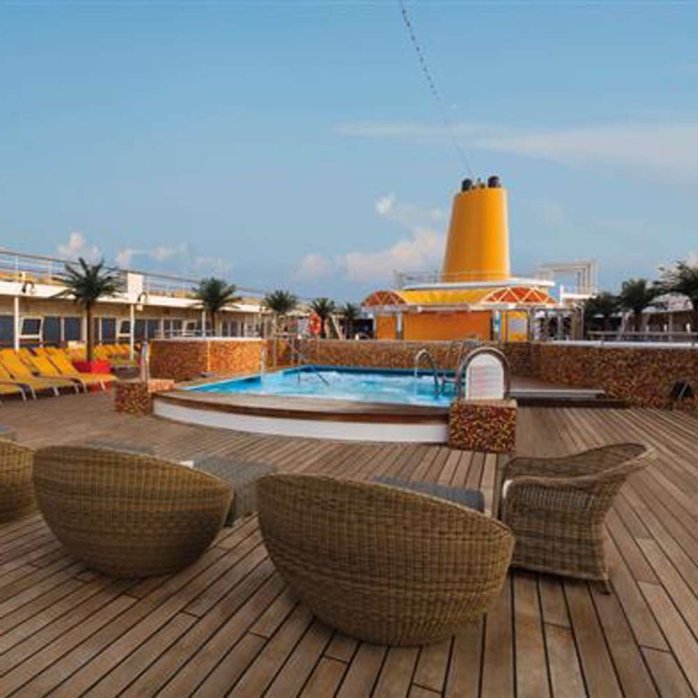 COSTA NEORIVIERA