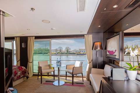 Image related to Royal Suite