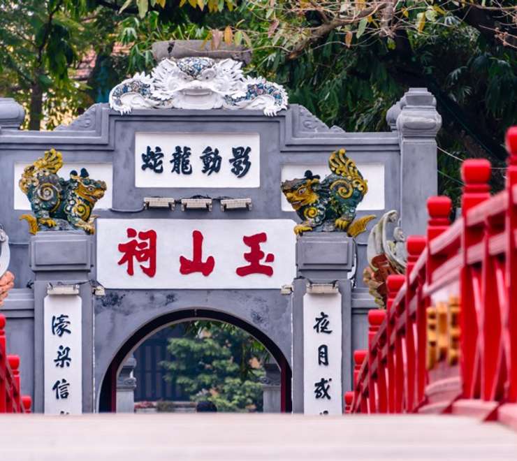 Ngoc Son Temple